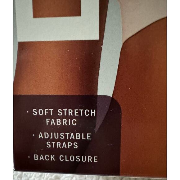 DKNY Women’s 2pk bra set. NWT Pink and Black. - Picture 4 of 8